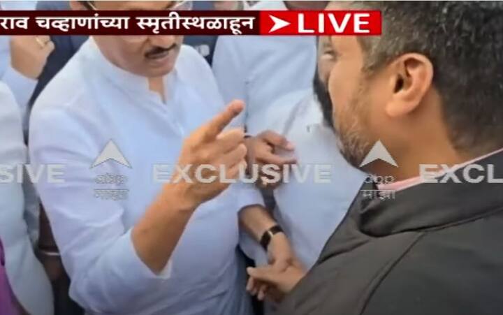 दर्शन घे दर्शन... काकाचं...असं अजित पवार रोहित पवारांना म्हणाले. यानंतर रोहित पवारांनी वाकून अजित पवारांना नमस्कार केला.  (Image Credit- ABP)