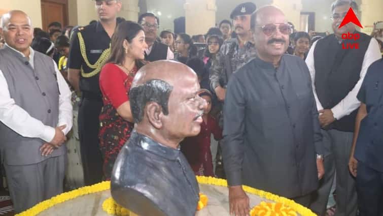 CV Anand Bose forms inquiry committee on Governor's statue case CV Anand Bose: রাজভবনে রাজ্যপালের মূর্তি কাণ্ড, তদন্ত কমিটি গঠন রাজ্যপালের