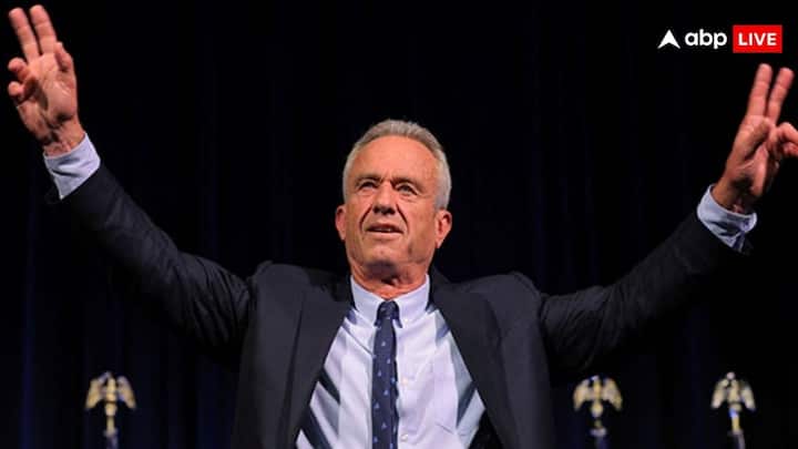 ट्रंप ने स्वास्थ्य और मानव सेवा विभाग का नेतृत्व करने के लिए एंटी-वैक्सीन कार्यकर्ता रॉबर्ट एफ कैनेडी जूनियर को नियुक्त किया है. यह निर्णय ट्रंप की कैबिनेट के अन्य नामों पर भी ध्यान खींच रहा है.