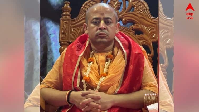 Bangladesh authorities arrest Krishna Das Prabhu one of the founder members of ISKCON Know about him and allegation for which he had been arrested Krishna Das Prabhu Arrested : বাংলাদেশে গ্রেফতার হিন্দু সন্ন্যাসী ! কে এই কৃষ্ণদাস প্রভু ? কী অভিযোগ তাঁর বিরুদ্ধে ?