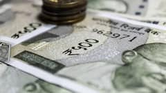 Pension: স্ত্রীর বদলে মেয়ে কি পেতে পারে বাবার পেনশন ? কী বলছে নিয়ম ?