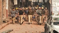 संभल हिंसा: 3 युवकों की मौत, स्कूल और इंटरनेट बंद, चप्पे-चप्पे पर पुलिस, जानें अबतक क्या-क्या हुआ