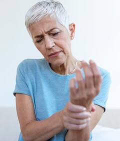 Arthritis ਦੇ ਦਰਦ ਤੋਂ ਬਚਾਅ ਲਈ ਰੱਖੋ ਇਨ੍ਹਾਂ 5 ਗੱਲਾਂ ਦਾ ਧਿਆਨ, ਮਿਲੇਗੀ ਰਾਹਤ