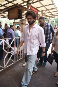 'भूल भुलैया 3' की सक्सेस के बीच हाथ जोड़े सिद्धिविनायक मंदिर पहुंचे  Kartik Aaryan, माथा टेक बप्पा से लिया आशीर्वाद