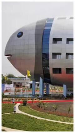 ఇవి ప్రపంచంలోనే వింతైన భవనాలు - మన ఫిష్ బిల్డింగ్ కూడా !
