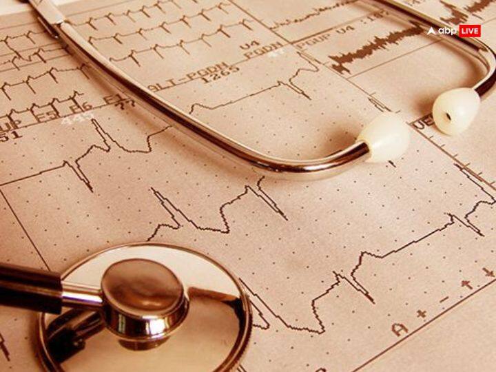 आपके लिए यह महीना स्वास्थ्य के दृष्टिकोण से मध्यम रहेगा . समय-समय पर शारीरिक और मानसिक अवसाद की अनुभूति होगी. आपके स्वास्थ्य, शारीरिक और मानसिक, दोनों पर विशेष ध्यान देने की आवश्यकता हो सकती है.