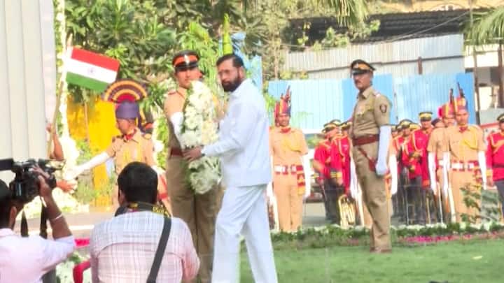 तत्पुर्वी 26/11 च्या दहशतवादी हल्ल्याचा आदरांजली कार्यक्रमाकरता मुख्यमंत्री एकनाथ शिंदे उपस्थित राहिले होते.