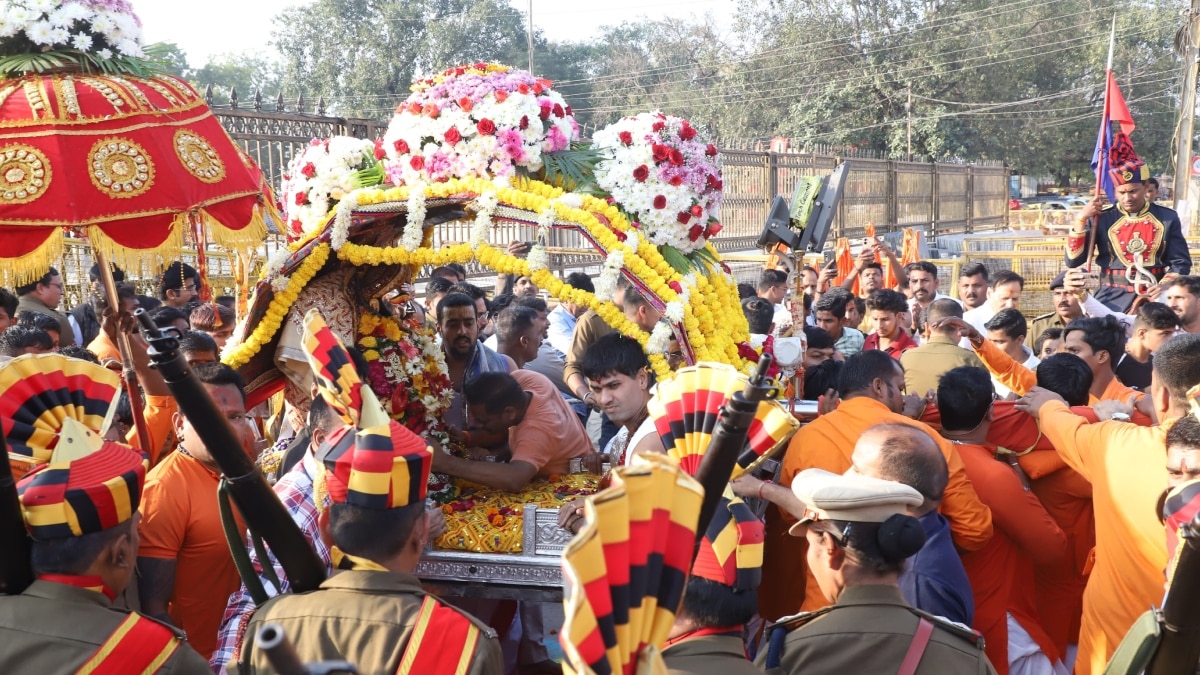 Photos: राजसी अंदाज में नगर भ्रमण पर निकले बाबा महाकाल, अगहन मास की सवारी का भी जबरदस्त उत्साह