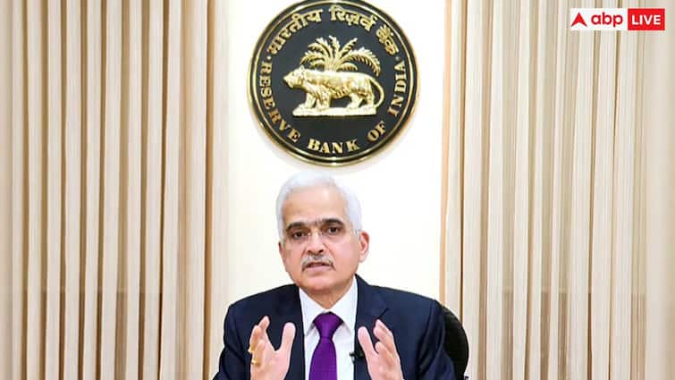 RBI Governor Shaktikanta Das admitted to hospital due to chest pain, knows his symptoms and treatment