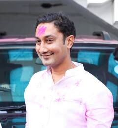 बीडमधील शरद पवारांचा आमदार मातोश्रीवर, उद्धव ठाकरेंची घेतली भेट; फोटो आले समोर