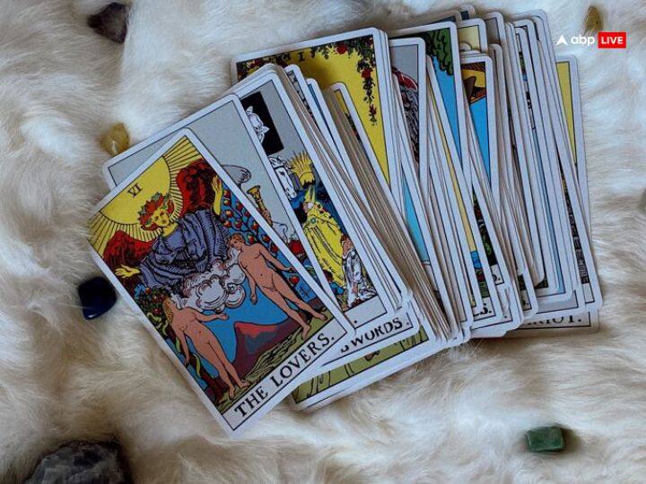 There can be progress in business also. You may need to handle multiple tasks at the same time. You will spend a good time with your friends many times this month.