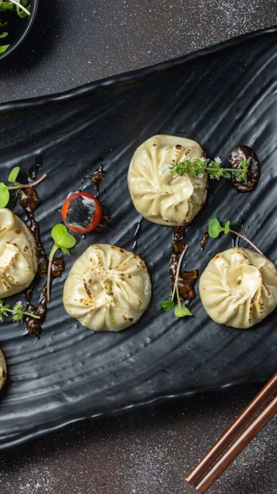 డియర్ మామ్స్ చికెన్ మోమోస్ ఇలా చేసేయండి.. రెసిపీ ఇదే