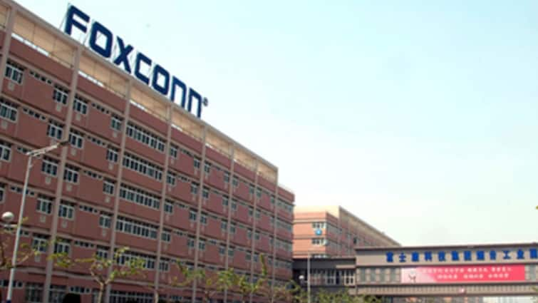 Foxconn Says Trump’s New Tariffs Will Not Impact The Firm Due To Global Manufacturing Footprint