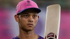 Yashasvi Jaiswal: ইডেনে স্বপ্নপূরণ হয়েছিল যশস্বীর, মাঠেই জড়িয়ে ধরেছিলেন প্রিয় নায়ক, ভিডিও ভাইরাল