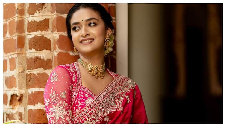 Keerthy Suresh Makes Her Relationship With Beau Antony Thattil Official. See Pic