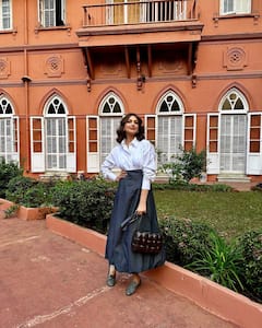 Sonali Bendre Looks Stunning In Denim Skirt And White Shirt. See Pics