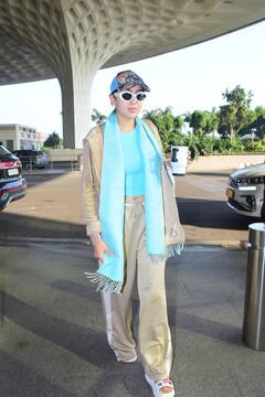 PHOTO: डोक्यावर टोपी, गळ्यात मफलर सारा अली खानचा विंटर स्पेशल एअरपोर्ट लूक; पाहा फोटो!