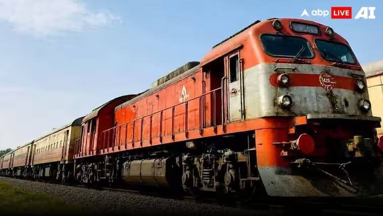 Train Accident: কবের মধ্যে সারা দেশের রেলে বসবে কবচ সুরক্ষা সিস্টেম, এই জবাব দিলেন রেলমন্ত্রী Indian Railways is installing Kavach 4 Ashwini Vaishnav on train accident Train Accident: কবের মধ্যে সারা দেশের রেলে বসবে কবচ সুরক্ষা সিস্টেম, এই জবাব দিলেন রেলমন্ত্রী