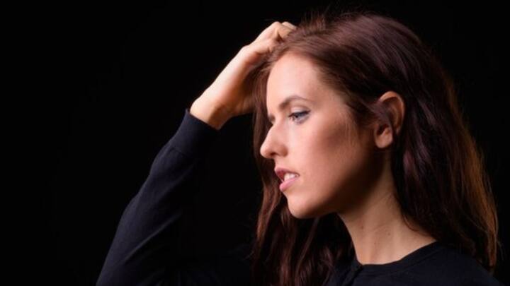 কর্মব্যস্ত জীবন নিয়েই শুধু ভাবিত নই আমরা। হাজারো দুশ্চিন্তা রয়েছে জীবনে। আর এই সবকিছুর প্রভাব পড়ে আমাদের স্বাস্থ্যের উপর।