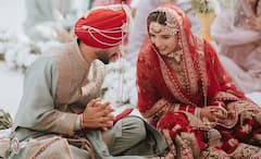 Punjabi Singer: ਪੰਜਾਬੀ ਗਾਇਕ ਦੇ ਵਿਆਹ ਦੀਆਂ ਇਨਸਾਈਡ ਤਸਵੀਰਾਂ ਵਾਈਰਲ, ਫੈਨਜ਼ ਬੋਲੇ- 'ਸ਼ਾਨਦਾਰ ਜੋੜਾ'