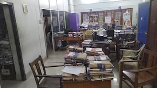 வருவாய்த்துறை அலுவலர் சங்கம் போராட்டம் - வெறிச்சோடிய அலுவலகம்... முடங்கிய பணிகள்