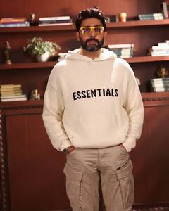 ‘रफ्यूजी’ नहीं ये होती अभिषेक बच्चन की डेब्यू फिल्म, तैयार हो गई थी स्क्रिप्ट, फिर क्यों हुई डिब्बा बंद?