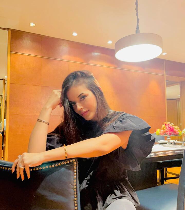 मात्र, पंत आपल्या नात्याबद्दल कधीच उघडपणे बोलला नाही. चेन्नईतील कसोटी सामन्यादरम्यानही ईशा नेगीचा फोटो व्हायरल झाला होता.