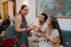 Kareena Kapoor Performs Aarti, Ranbir Kapoor Applies Tika: Inside Aadar Jain and Alekha Advani’s Roka Ceremony