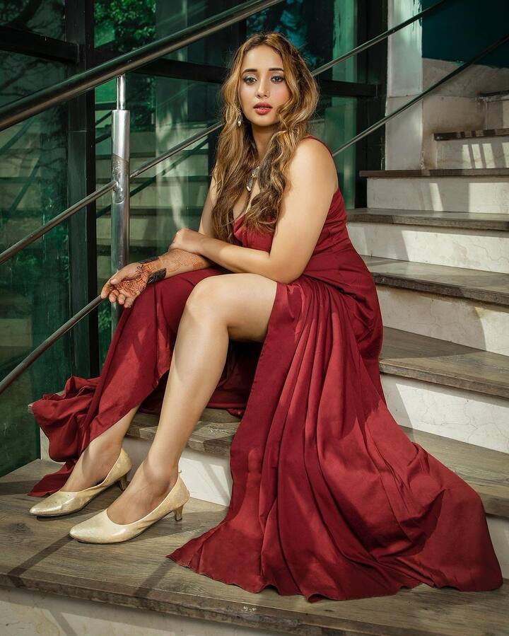 Rani Chatterjee's very first film was a hit and she became famous. But despite this, Rani had to face a lot of struggle. Because of his figure and weight, big actors were hesitant to work with him.