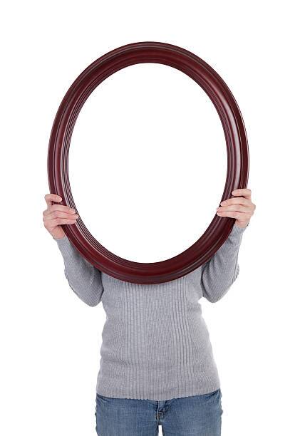 घरात 'या' तीन ठिकाणी कधीही आरसा ठेवू नका, व्हाल कंगाल