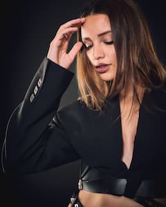 Tripti Dimri : బ్లాక్​ డ్రెస్​లో హీట్ పుట్టిస్తోన్న యానిమల్ బ్యూటీ.. స్టైలిష్​ లుక్​లో త్రిప్తి దిమ్రిని చూస్తే అంతే సంగతి