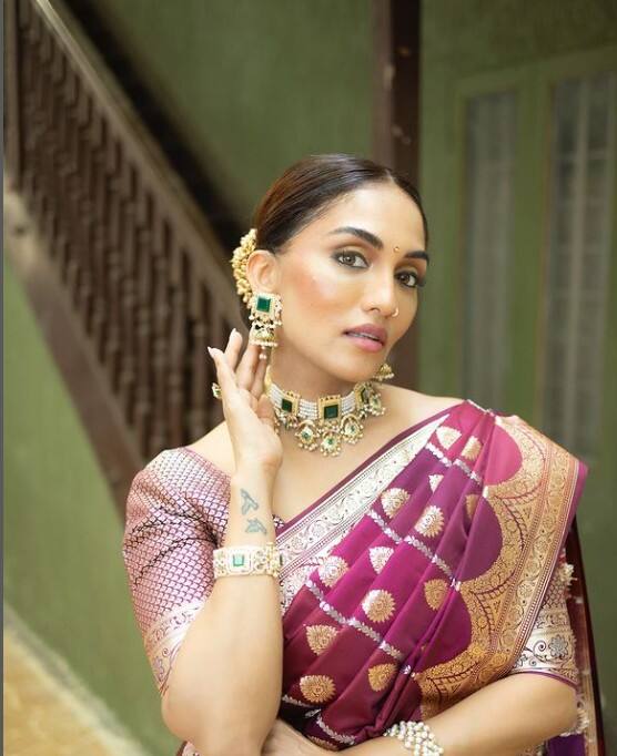 श्रीमा राय इन्स्टाग्रावर अॅक्टिव्ह असते. तिचे इन्स्टाग्रावर एकूण 1 लाख 30 हजार फॉलोअर्स आहेत. ऐश्वर्या आणि अभिषेकच्या घटस्फोटाच्या चर्चेदरम्यान, तिने आपल्या एका फॉलोअरला दिलेल्या कमेंटसी सध्या चर्चा होत आहे.