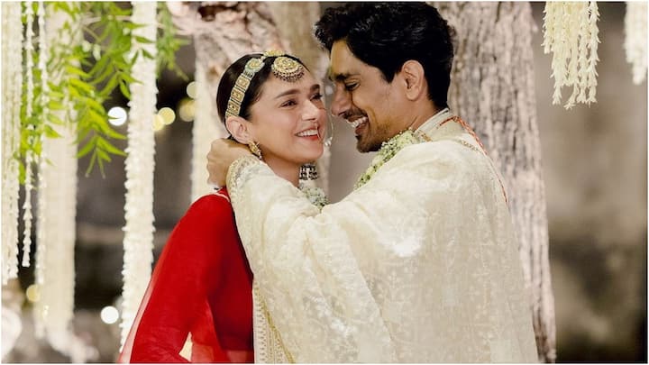 Aditi rao Hydari Siddharth Marriage Pics : అదితీ రావ్, సిద్ధార్థ్ మరోసారి పెళ్లి చేసుకున్నారు. గతంలో ట్రెడీషనల్​గా పెళ్లి చేసుకుంటే.. ఇప్పుడు డ్రీమీ స్టైల్​లో పెళ్లి చేసుకున్నారు.