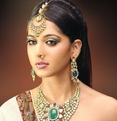 इस एक्ट्रेस के नाम है पहली 500 करोड़ी फिल्म देने का रिकॉर्ड, तीन सुपरस्टार संग जुड़ चुका है नाम, बेशुमार दौलत की भी है मालकिन