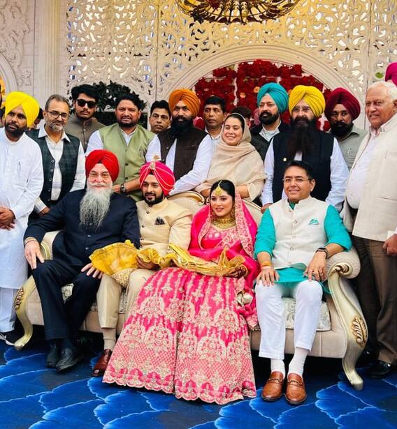 ਪੰਜਾਬ ਦੇ ਇਸ ਨਾਮੀ ਨੇਤਾ ਦੇ ਪੁੱਤਰ ਦਾ ਹੋਇਆ ਵਿਆਹ, CM ਮਾਨ ਸਣੇ ਕਈ ਨਾਮੀ ਹਸਤੀਆਂ ਨੇ ਕੀਤੀ ਸ਼ਿਰਕਤ