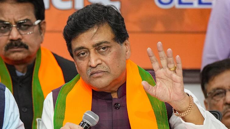 Ashok Chavan BJP Rajya Sabha MP Attack On Congress Prithviraj Chavan Nana Patole For Maharashtra Assembly polls Result अशोक चव्हाण का पृथ्वीराज चव्हाण और नाना पटोले पर निशाना, 'जब मैं CM था तो कांग्रेस ने...'