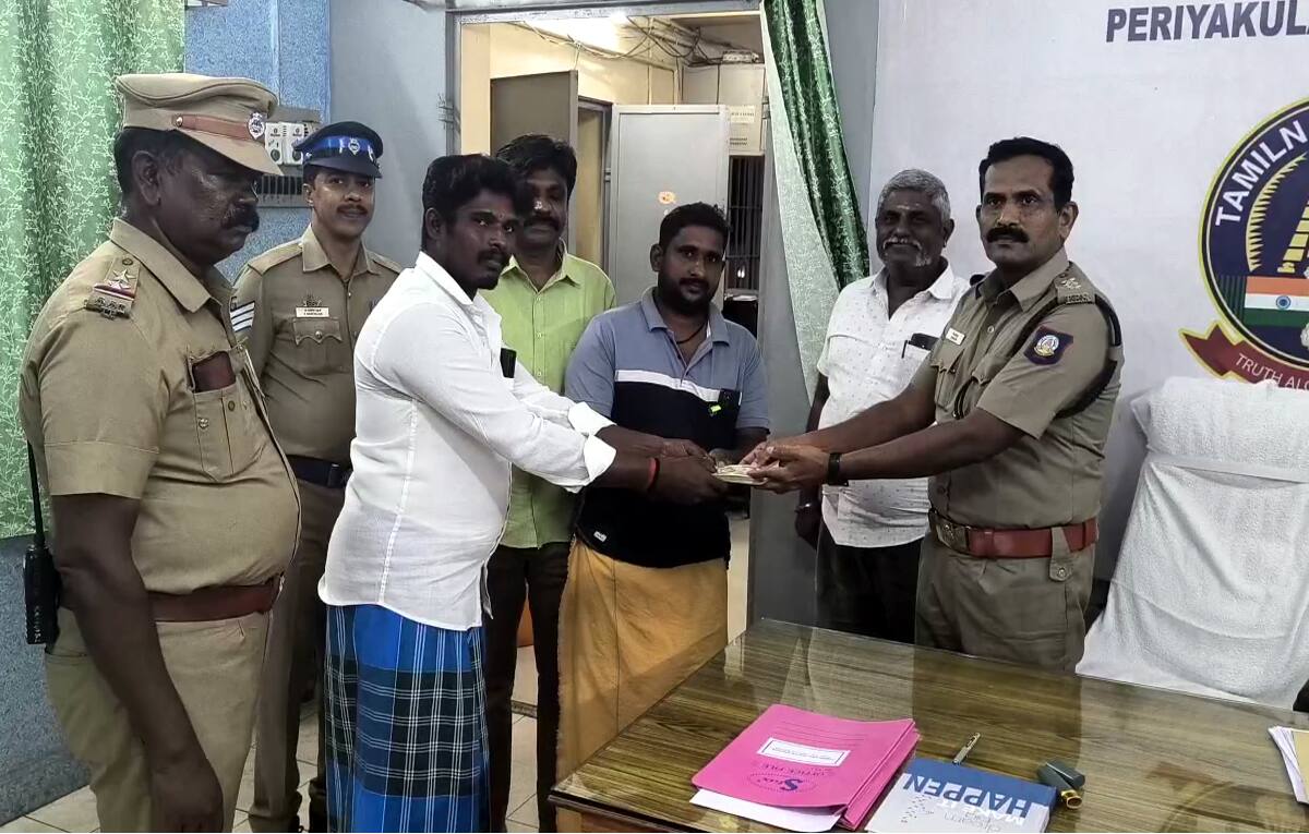 ஏடிஎம்-ல் விட்டுச்சென்றரூ. 47 ஆயிரம் பணம் - அடுத்து நடந்தது என்ன?