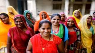 schemes for women sarkari yojana investment here know in details | 2024 में महिलाओं के लिए वरदान बनकर आईं ये योजनाएं, हर महीने हो रही कमाई