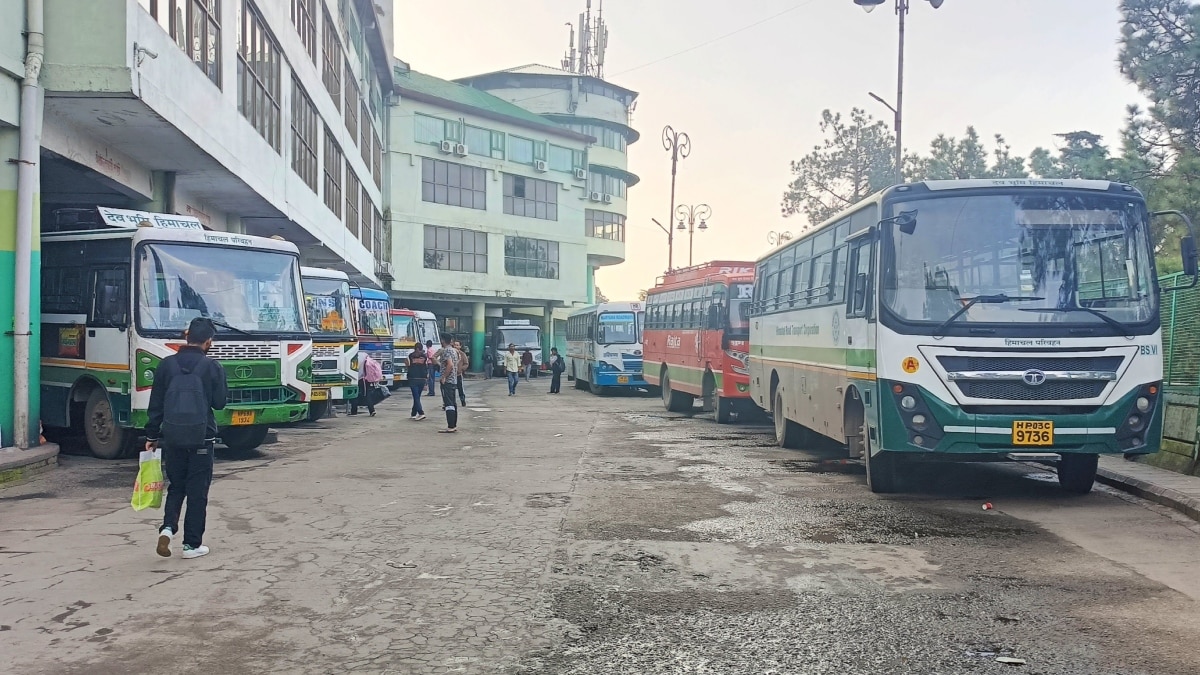 बस में राहुल गांधी के खिलाफ सुनी जा रही थी डिबेट, यात्री ने कर दी शिकायत, ड्राइवर-कंडक्टर को नोटिस