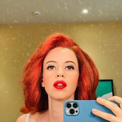 घटस्फोटानंतर आयुष्य उद्ध्वस्त, घर मिळावं म्हणून वणवण, 'ही' प्रसिद्ध अभिनेत्री नव्याने कशी उभी राहिली?