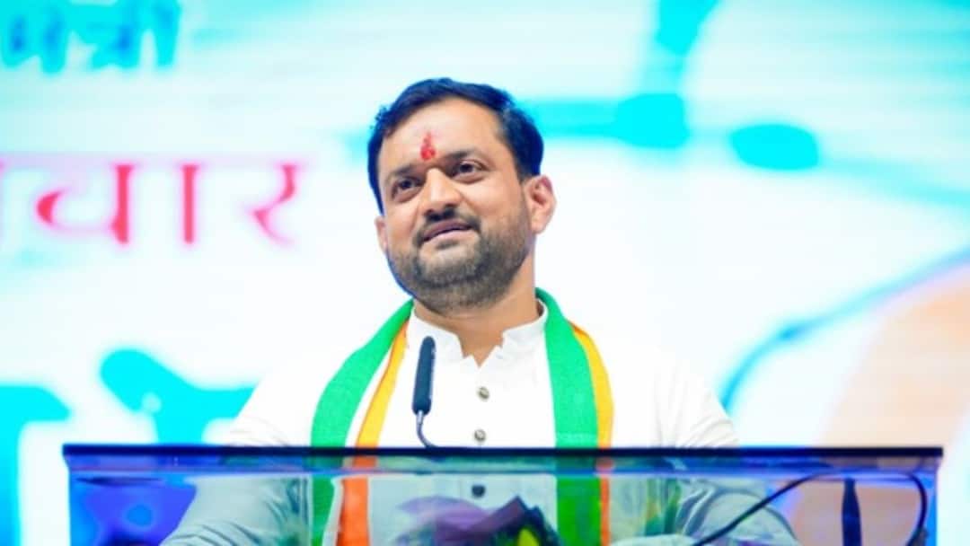 Sunil Shelke: 'कोणत्याही मंत्रिपदाची जबाबदारी दिली तरी जनतेला न्याय देईन...', सुनील शेळकेंचं वक्तव्य, नेमकं काय म्हणालेत? If given any ministerial post I will give justice to the people Sunil Shelkes statement what exactly did he say Sunil Shelke: 'कोणत्याही मंत्रिपदाची जबाबदारी दिली तरी जनतेला न्याय देईन...', सुनील शेळकेंचं वक्तव्य, नेमकं काय म्हणालेत?