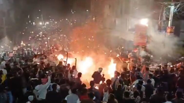 Moment When A Fire Broke Out At A 26/11 Tribute Rally In Madhya Pradesh's Khandwa. VIDEO