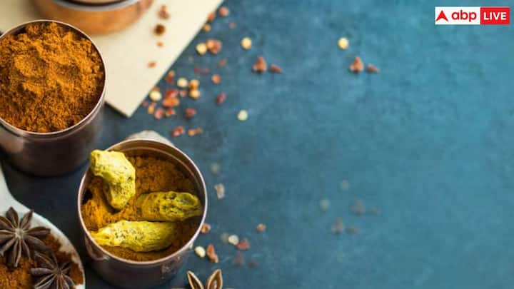 Ayurveda's holistic approach addresses the root cause of the problem rather than the symptoms. Its practices are gentle, natural, and seamlessly integrated into your daily life.