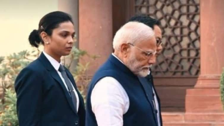 Photo Of Woman SPG Next To PM Modi Shared By Kangana Ranaut Goes Viral