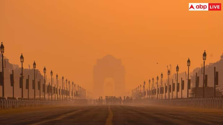 अभी शादी का सीजन चल रहा है. शादी के बाद कपल्स इस बात को लेकर टेंशन में रहते हैं कि कहां घूमने जाए? आइए जानें कम बजट में दिल्ली में कपल्स के लिए बेस्ट प्लेस के नाम.