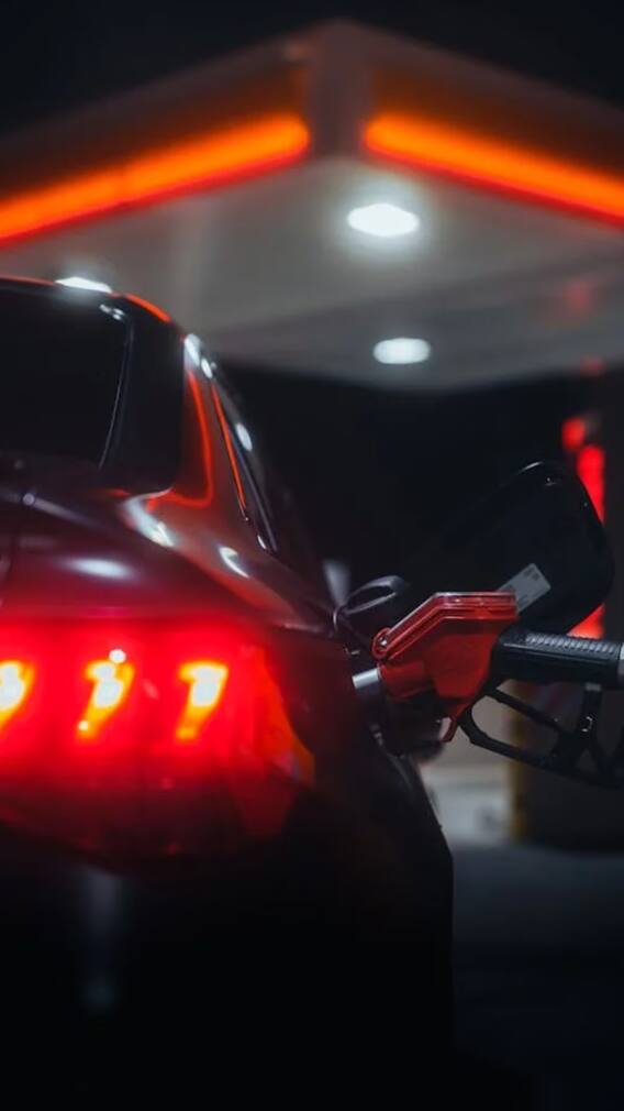 పెట్రోల్ కారులో డీజిల్ పట్టిస్తే ఏం జరుగుతుంది?