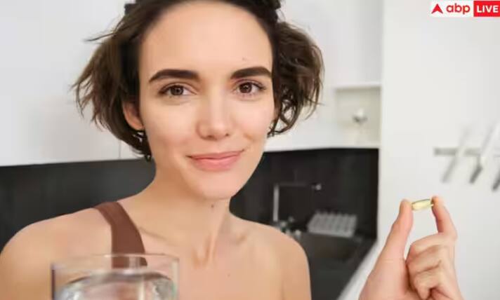 9 ਸਾਲ ਅਤੇ ਇਸ ਤੋਂ ਵੱਧ ਉਮਰ ਦੇ ਬੱਚੇ, ਬਾਲਗ, ਗਰਭਵਤੀ ਅਤੇ ਦੁੱਧ ਚੁੰਘਾਉਣ ਵਾਲੀਆਂ ਔਰਤਾਂ ਜੋ ਰੋਜ਼ਾਨਾ 4,000 IU ਤੋਂ ਵੱਧ ਵਿਟਾਮਿਨ ਡੀ ਲੈਂਦੀਆਂ ਹਨ। ਉਨ੍ਹਾਂ ਨੂੰ ਮਤਲੀ ਅਤੇ ਉਲਟੀਆਂ ਹੋ ਸਕਦੀਆਂ ਹਨ। ਭੁੱਖ ਨਾ ਲੱਗਣਾ ਅਤੇ ਭਾਰ ਘੱਟ ਹੋਣਾ। ਵਿਟਾਮਿਨ ਡੀ ਦੀ ਜ਼ਿਆਦਾ ਵਰਤੋਂ ਸਰੀਰ 'ਤੇ ਮਾੜੇ ਪ੍ਰਭਾਵ ਪੈਦਾ ਕਰ ਸਕਦੀ ਹੈ। ਖ਼ੂਨ ਵਿੱਚ ਫਾਸਫੇਟ ਦੇ ਘੱਟ ਪੱਧਰ (ਪਰਿਵਾਰਕ ਹਾਈਪੋਫਾਸਫੇਟੇਮੀਆ) ਦੁਆਰਾ ਚਿੰਨ੍ਹਿਤ ਹੈ। ਫਾਸਫੇਟ ਦੀ ਖੁਰਾਕ ਦੇ ਨਾਲ ਮੂੰਹ ਤੋਂ ਵਿਟਾਮਿਨ ਡੀ ਦੇ ਖਾਸ ਰੂਪਾਂ ਨੂੰ ਲੈਣਾ, ਜਿਸਨੂੰ ਕੈਲਸੀਟ੍ਰੀਓਲ ਜਾਂ ਡੀਹਾਈਡ੍ਰੋਟੈਚੀਸਟੇਰੋਲ ਕਿਹਾ ਜਾਂਦਾ ਹੈ, ਖੂਨ ਵਿੱਚ ਫਾਸਫੇਟ ਦੇ ਘੱਟ ਪੱਧਰ ਵਾਲੇ ਲੋਕਾਂ ਵਿੱਚ ਹੱਡੀਆਂ ਦੇ ਵਿਕਾਰ ਦੇ ਇਲਾਜ ਲਈ ਪ੍ਰਭਾਵਸ਼ਾਲੀ ਹੁੰਦਾ ਹੈ।