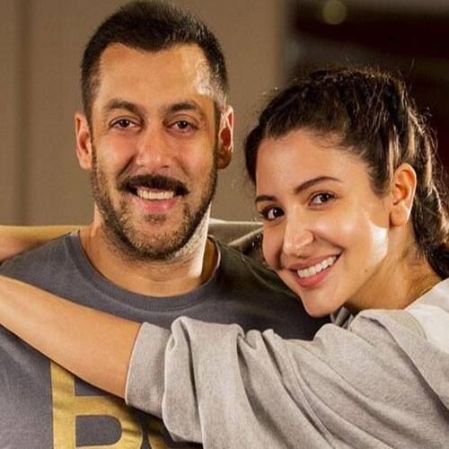 इस दौरान अनुष्का और सलमान ने फिल्म की शूटिंग के कई दिलचस्प किस्से फैंस के साथ शेयर किए थे. जिसे सुन हर कोई हंसी से लोटपोट हो गया था.