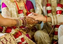 Weird News: ਪਤੀ ਨੂੰ ਤਲਾਕ ਦੇਣ ਤੋਂ ਬਾਅਦ ਨੂੰਹ ਨੇ ਸਹੁਰੇ ਨਾਲ ਰਚਾਇਆ ਵਿਆਹ, ਖੁਲਾਸਾ ਹੁੰਦੇ ਹੀ ਮੱਚਿਆ ਹੰਗਾਮਾ!