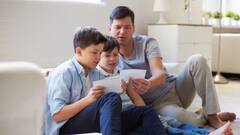 Parenting Tips: শুধু বকাঝকা করলে হবে না, মা-বাবা হিসেবে সন্তানের মন বোঝা জরুরি